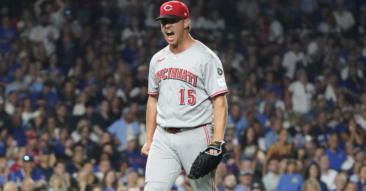 Emilio Pagán Kembali Bergabung dengan Cincinnati