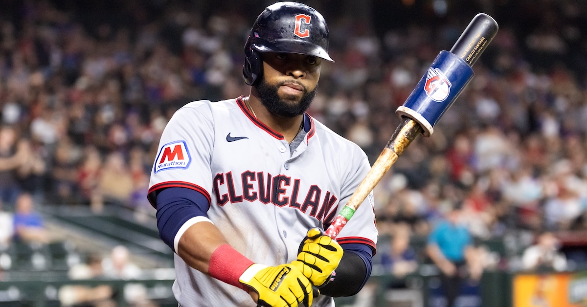 Carlos Santana Bergabung dengan Diamondbacks dalam Kontrak Satu Tahun