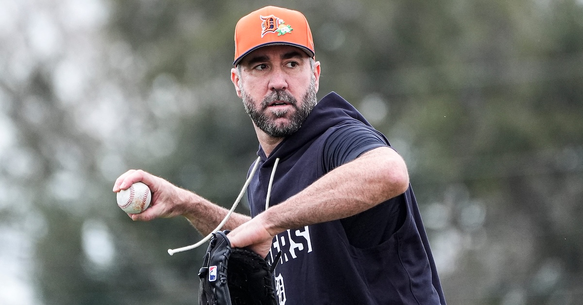 Justin Verlander Kembali ke Tigers Saat Kamp Dibuka