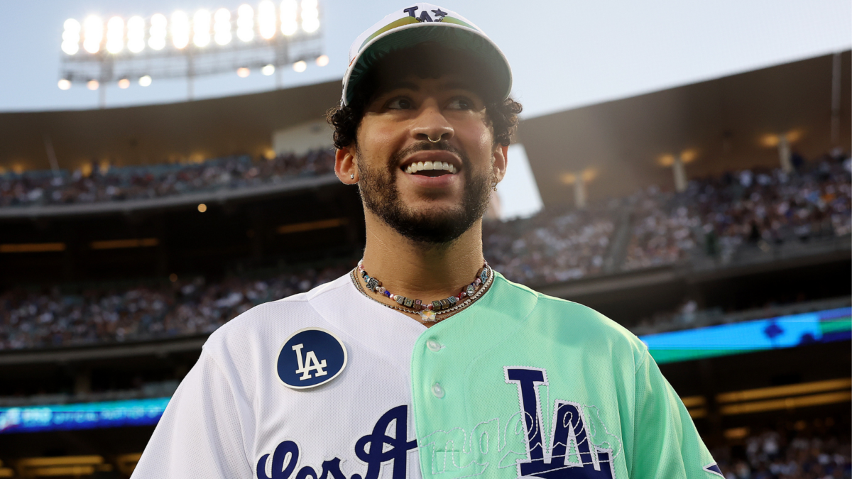 Bad Bunny Usahakan Carlos Correa Main untuk Puerto Rico di 2026