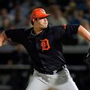 RJ Petit, Prospek Rockies, Alami Cedera UCL, Tidak Pasti Kapan Kembali