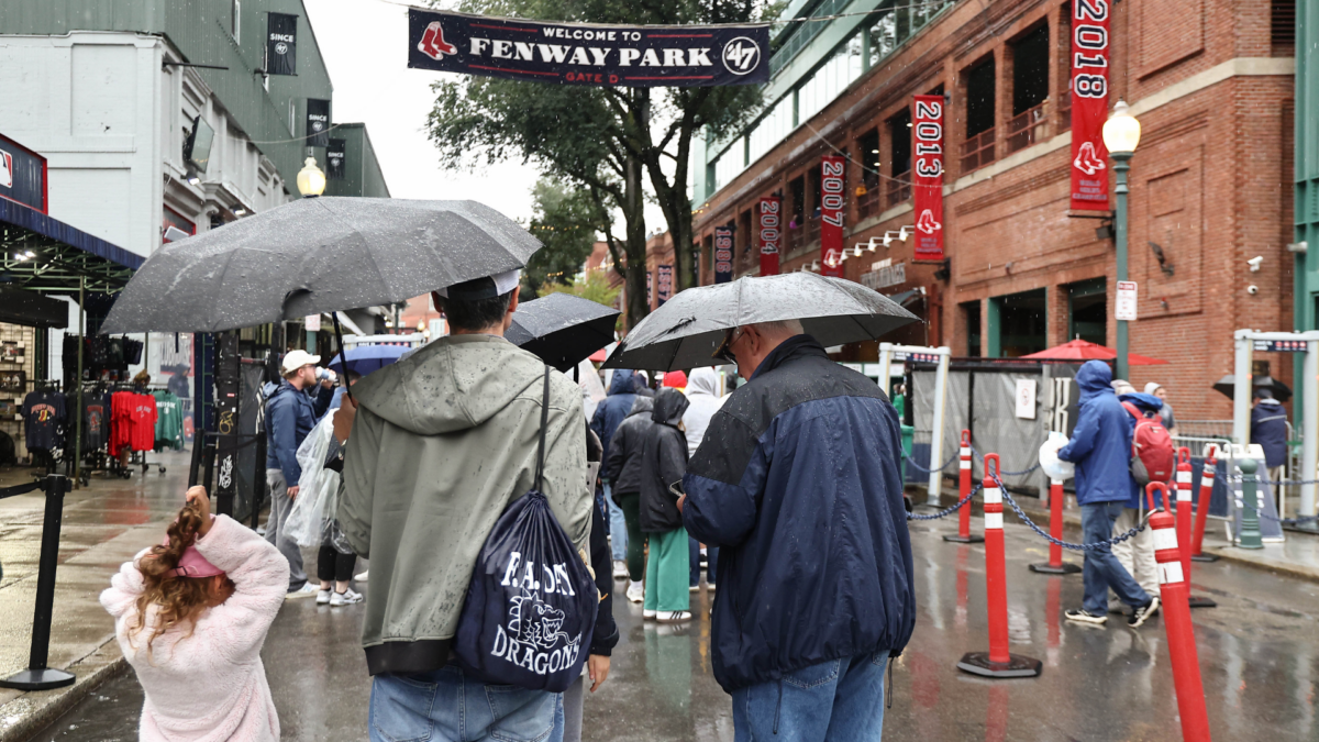 Seri Red Sox-Cubs pindah ke Florida akibat cuaca buruk di Boston