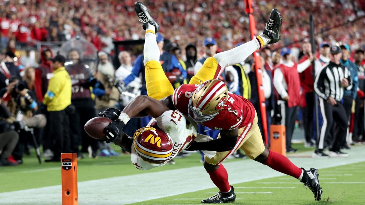 49ers Berhasil Tahan Kebangkitan Commanders, Rays ke World Series
